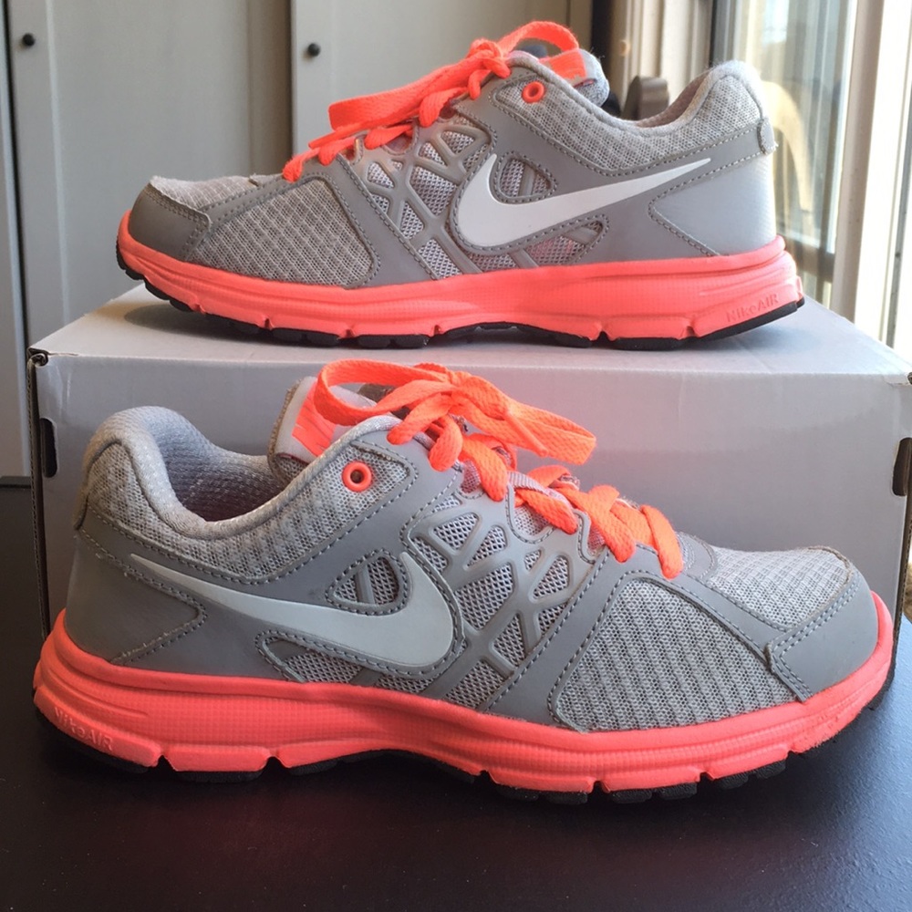 NIKE - grey and pink nike AIRS shoes
